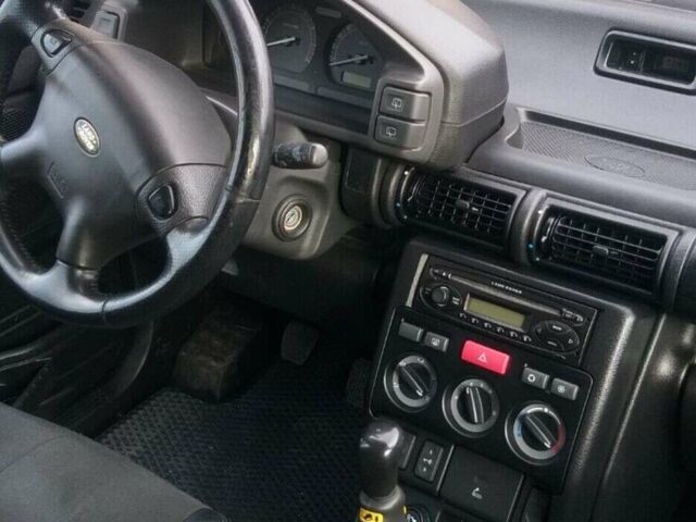 Чорний Ленд Ровер Freelander, об'ємом двигуна 1.8 л та пробігом 337 тис. км за 4699 $, фото 1 на Automoto.ua