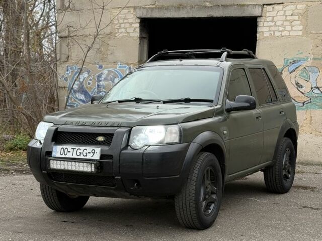 Черный Ленд Ровер Фрилендер, объемом двигателя 2 л и пробегом 280 тыс. км за 2600 $, фото 4 на Automoto.ua