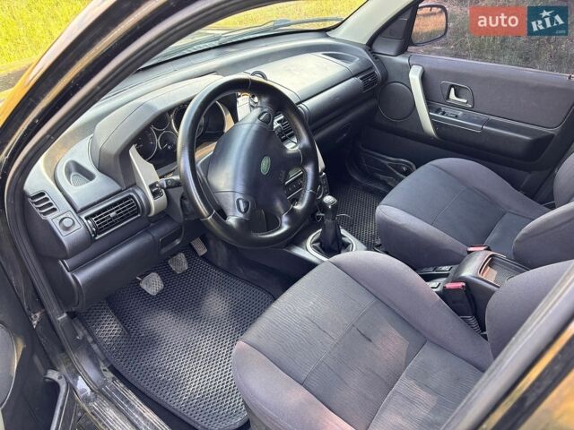 Чорний Ленд Ровер Freelander, об'ємом двигуна 1.8 л та пробігом 313 тис. км за 6400 $, фото 6 на Automoto.ua