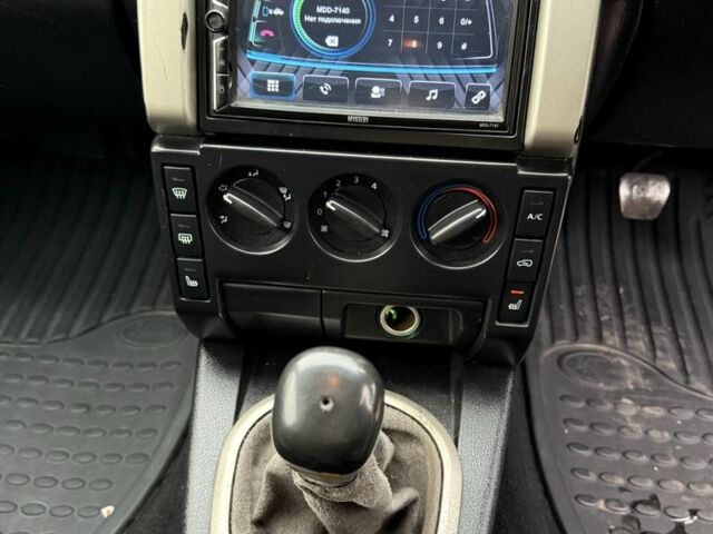 Черный Ленд Ровер Фрилендер, объемом двигателя 2 л и пробегом 280 тыс. км за 2600 $, фото 10 на Automoto.ua