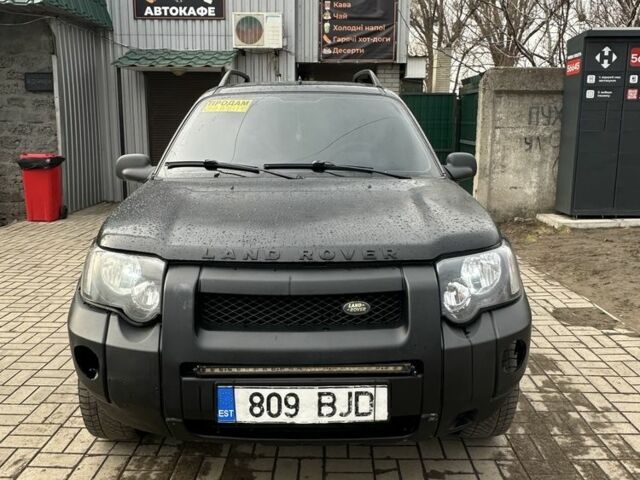 Черный Ленд Ровер Фрилендер, объемом двигателя 2 л и пробегом 363 тыс. км за 3850 $, фото 1 на Automoto.ua
