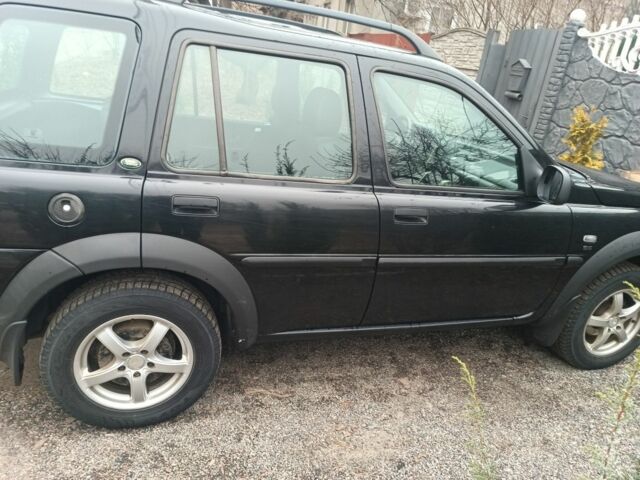 Черный Ленд Ровер Фрилендер, объемом двигателя 2 л и пробегом 259 тыс. км за 5777 $, фото 2 на Automoto.ua