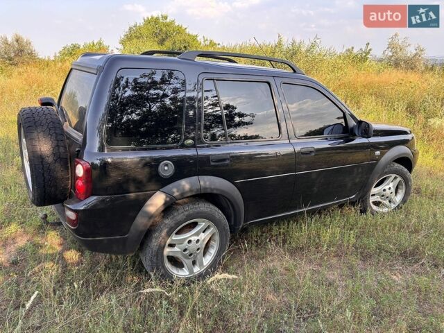 Чорний Ленд Ровер Freelander, об'ємом двигуна 1.8 л та пробігом 313 тис. км за 6400 $, фото 3 на Automoto.ua
