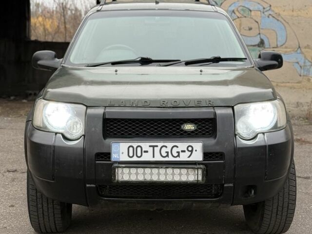 Черный Ленд Ровер Фрилендер, объемом двигателя 2 л и пробегом 280 тыс. км за 2600 $, фото 5 на Automoto.ua