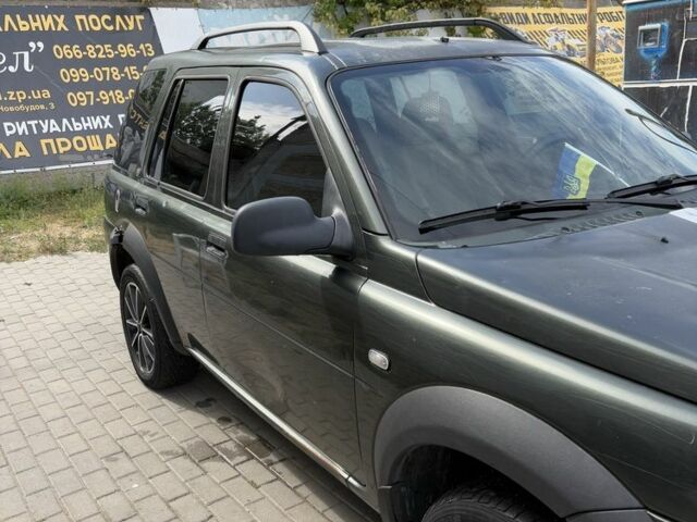 Ленд Ровер Фрилендер 2005 в Запорожье на Automoto.ua Черный Ленд Ровер Фрилендер, объемом двигателя 2 л и пробегом 263 тыс. км за 3500 $, фото 5 на Automoto.ua