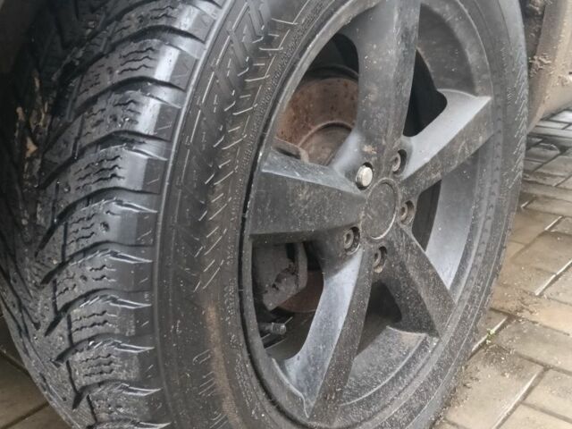 Черный Ленд Ровер Фрилендер, объемом двигателя 2 л и пробегом 178 тыс. км за 2365 $, фото 6 на Automoto.ua