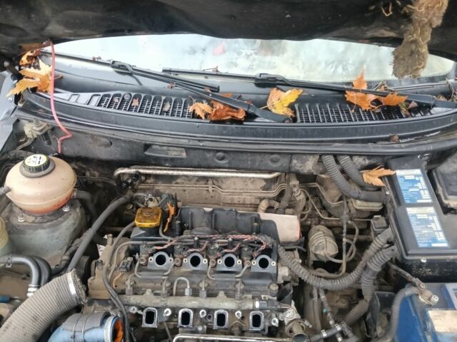 Черный Ленд Ровер Фрилендер, объемом двигателя 2 л и пробегом 178 тыс. км за 2365 $, фото 11 на Automoto.ua