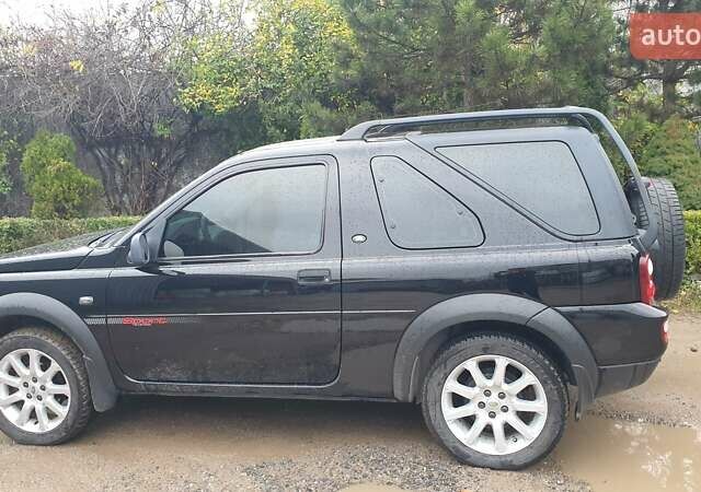 Чорний Ленд Ровер Freelander, об'ємом двигуна 1.95 л та пробігом 145 тис. км за 7200 $, фото 4 на Automoto.ua