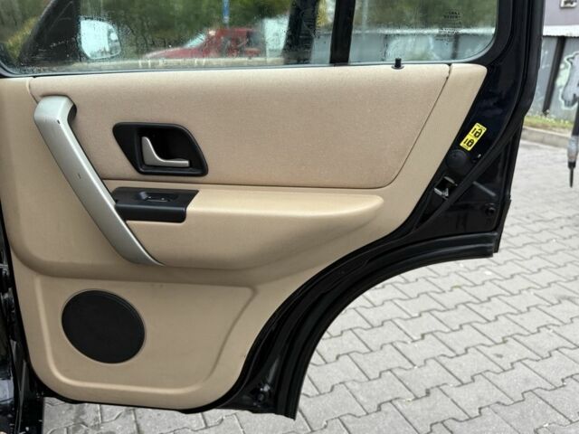 Чорний Ленд Ровер Freelander, об'ємом двигуна 2 л та пробігом 173 тис. км за 4500 $, фото 17 на Automoto.ua
