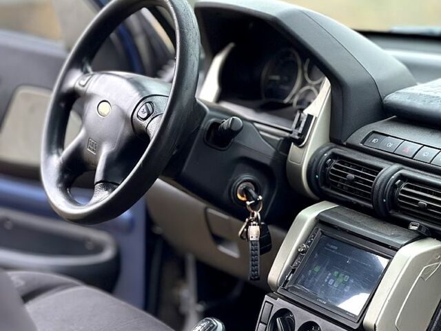 Чорний Ленд Ровер Freelander, об'ємом двигуна 2 л та пробігом 230 тис. км за 2650 $, фото 7 на Automoto.ua