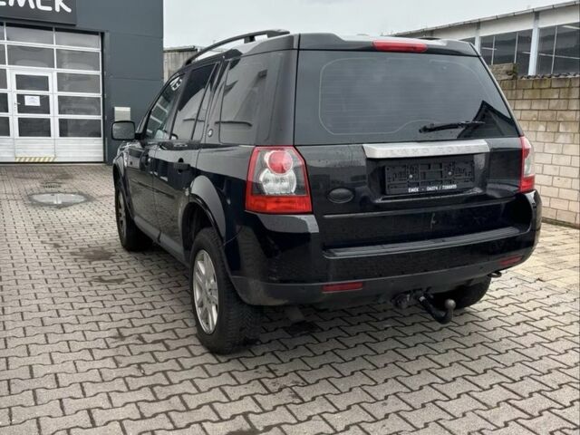 Черный Ленд Ровер Фрилендер, объемом двигателя 2.2 л и пробегом 347 тыс. км за 4499 $, фото 4 на Automoto.ua