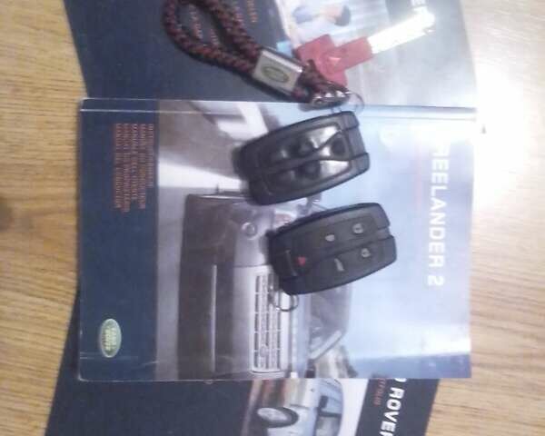 Черный Ленд Ровер Фрилендер, объемом двигателя 2.2 л и пробегом 288 тыс. км за 9700 $, фото 13 на Automoto.ua