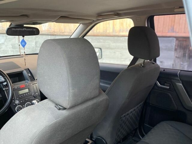 Чорний Ленд Ровер Freelander, об'ємом двигуна 2.2 л та пробігом 288 тис. км за 9300 $, фото 7 на Automoto.ua