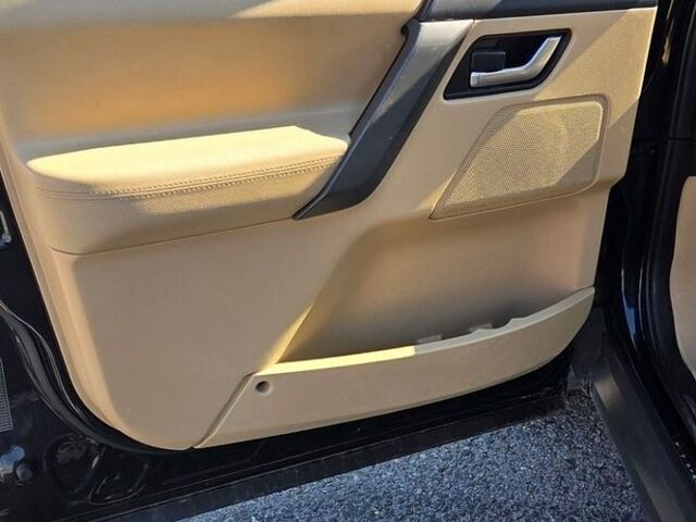 Чорний Ленд Ровер Freelander, об'ємом двигуна 2.2 л та пробігом 281 тис. км за 8500 $, фото 10 на Automoto.ua