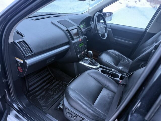 Черный Ленд Ровер Фрилендер, объемом двигателя 2.2 л и пробегом 210 тыс. км за 3800 $, фото 7 на Automoto.ua