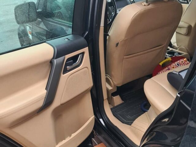 Чорний Ленд Ровер Freelander, об'ємом двигуна 3.2 л та пробігом 190 тис. км за 9900 $, фото 3 на Automoto.ua