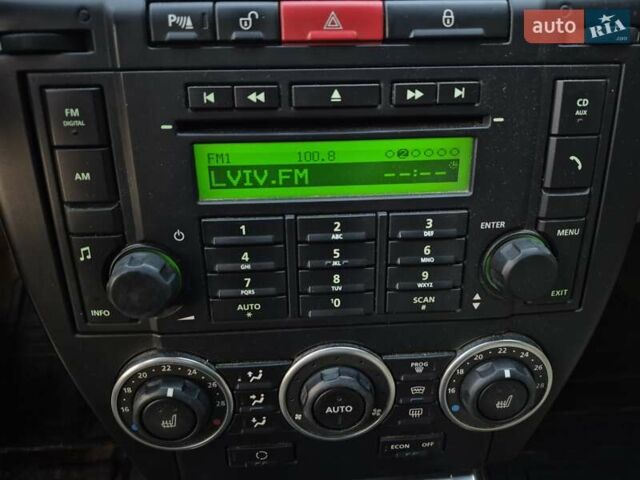 Чорний Ленд Ровер Freelander, об'ємом двигуна 2.2 л та пробігом 301 тис. км за 9950 $, фото 21 на Automoto.ua