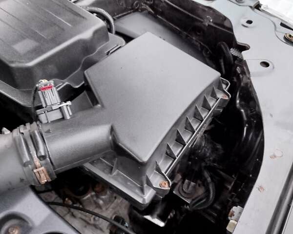 Черный Ленд Ровер Фрилендер, объемом двигателя 2.2 л и пробегом 261 тыс. км за 9700 $, фото 25 на Automoto.ua