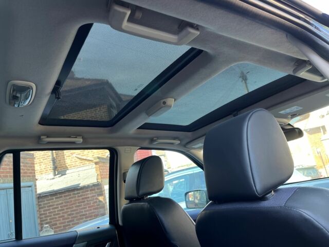 Чорний Ленд Ровер Freelander, об'ємом двигуна 2.2 л та пробігом 160 тис. км за 4500 $, фото 8 на Automoto.ua