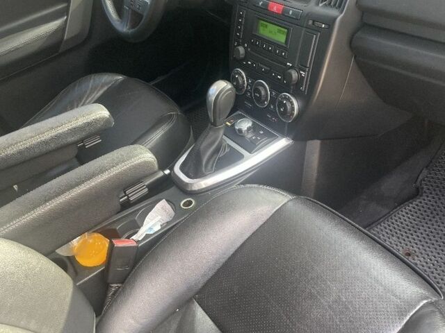 Черный Ленд Ровер Фрилендер, объемом двигателя 3.2 л и пробегом 214 тыс. км за 9600 $, фото 5 на Automoto.ua