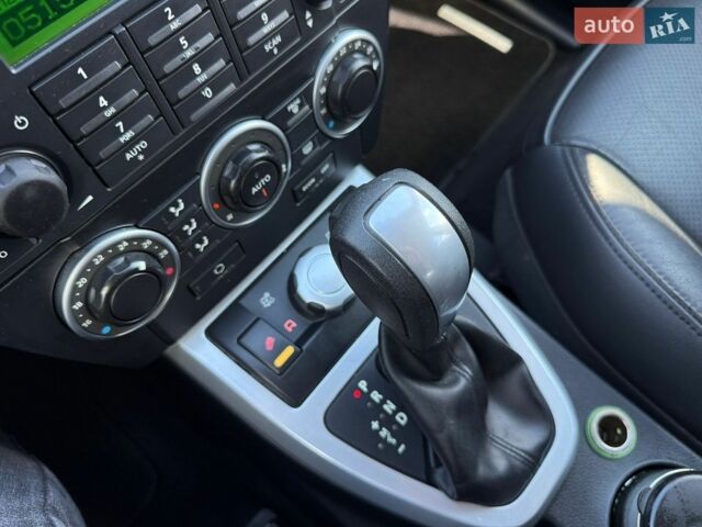 Чорний Ленд Ровер Freelander, об'ємом двигуна 2.2 л та пробігом 240 тис. км за 10700 $, фото 53 на Automoto.ua