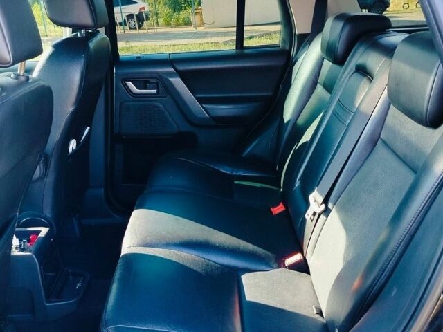 Чорний Ленд Ровер Freelander, об'ємом двигуна 3.19 л та пробігом 352 тис. км за 9300 $, фото 6 на Automoto.ua