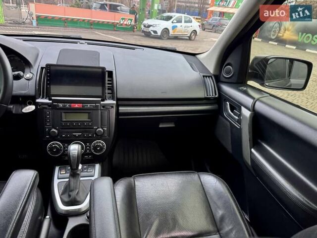 Черный Ленд Ровер Фрилендер, объемом двигателя 3.2 л и пробегом 207 тыс. км за 7950 $, фото 17 на Automoto.ua