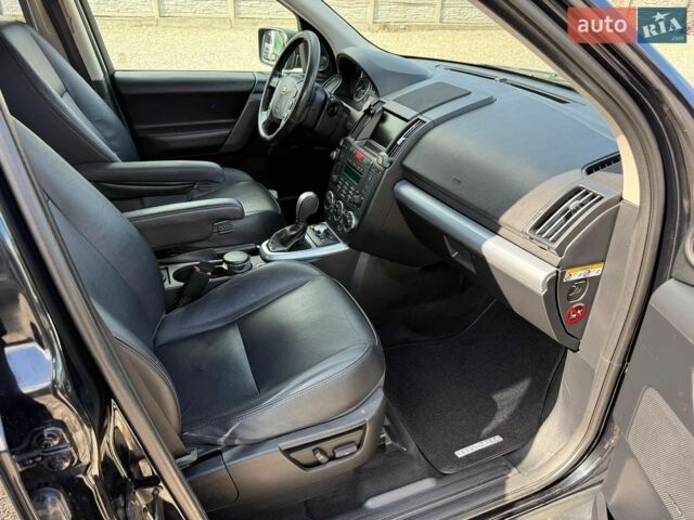 Чорний Ленд Ровер Freelander, об'ємом двигуна 2.2 л та пробігом 240 тис. км за 10700 $, фото 45 на Automoto.ua