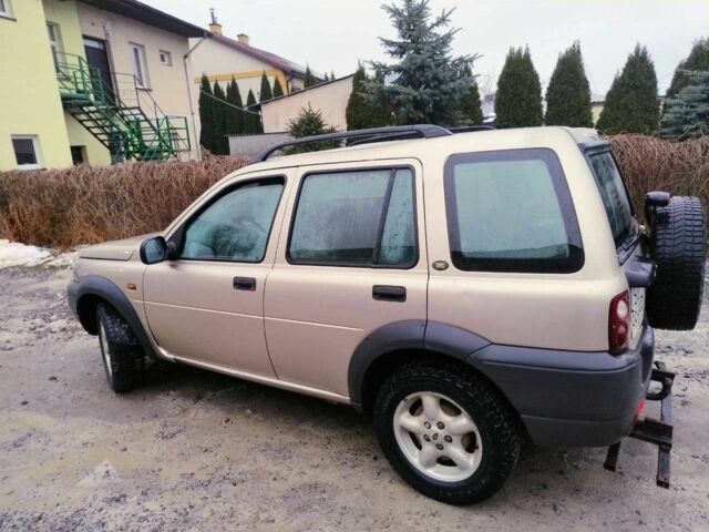 Чорний Ленд Ровер Freelander, об'ємом двигуна 2 л та пробігом 220 тис. км за 2414 $, фото 12 на Automoto.ua