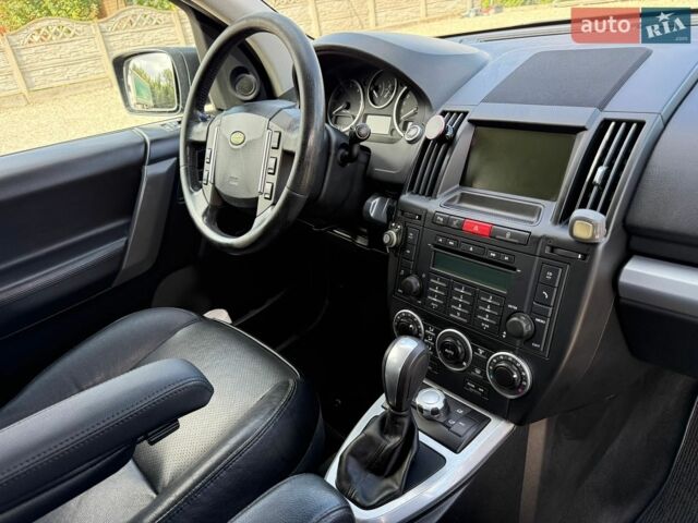 Чорний Ленд Ровер Freelander, об'ємом двигуна 2.2 л та пробігом 240 тис. км за 10700 $, фото 48 на Automoto.ua