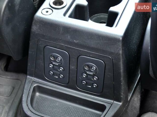 Черный Ленд Ровер Фрилендер, объемом двигателя 2.2 л и пробегом 277 тыс. км за 8400 $, фото 25 на Automoto.ua