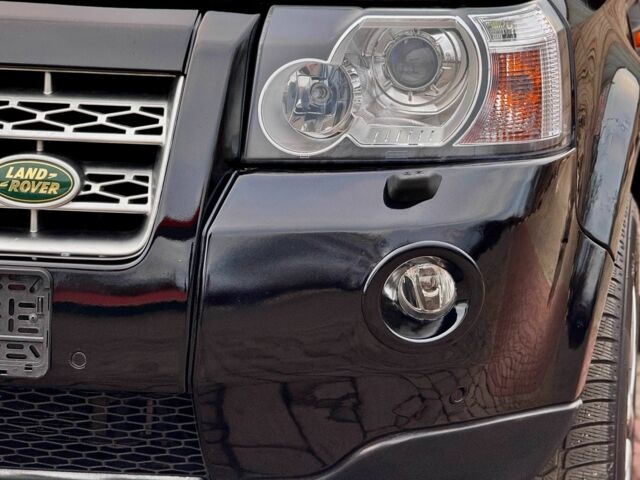 Черный Ленд Ровер Фрилендер, объемом двигателя 3.2 л и пробегом 201 тыс. км за 7950 $, фото 7 на Automoto.ua
