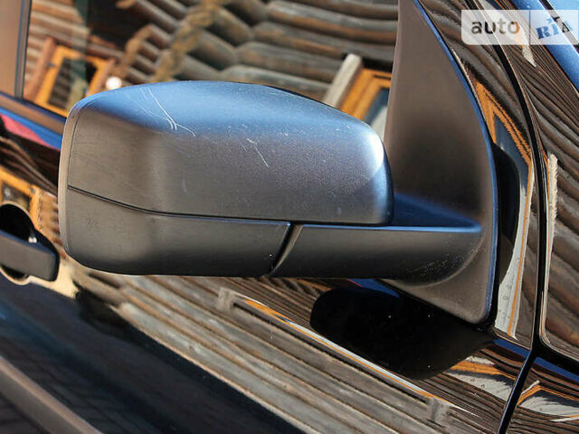 Черный Ленд Ровер Фрилендер, объемом двигателя 3.2 л и пробегом 247 тыс. км за 9800 $, фото 9 на Automoto.ua