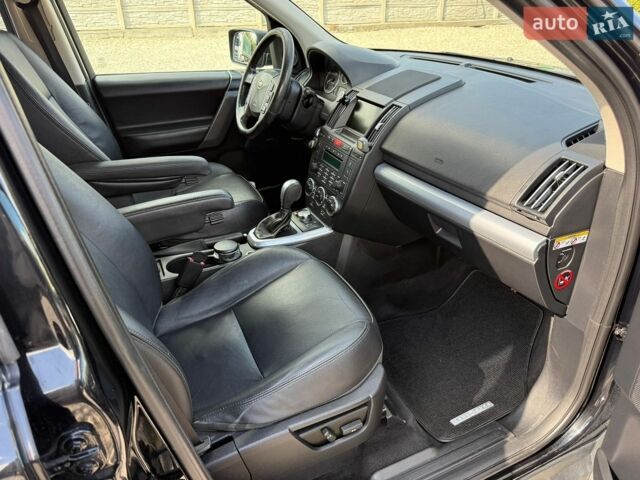 Чорний Ленд Ровер Freelander, об'ємом двигуна 2.2 л та пробігом 240 тис. км за 10700 $, фото 42 на Automoto.ua