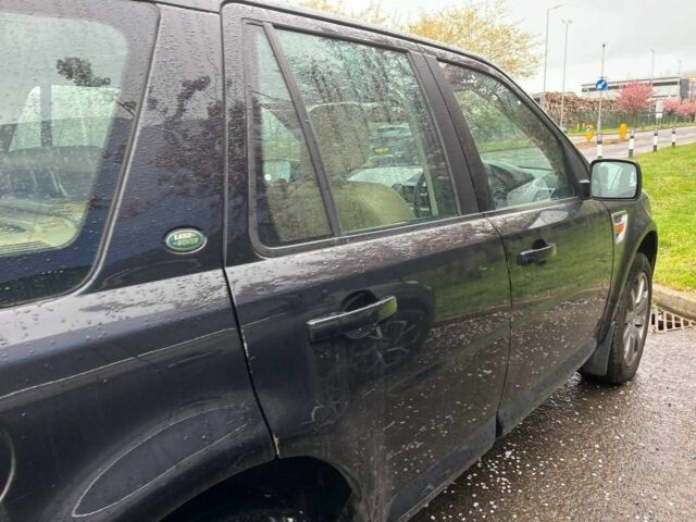 Чорний Ленд Ровер Freelander, об'ємом двигуна 2 л та пробігом 220 тис. км за 2939 $, фото 16 на Automoto.ua