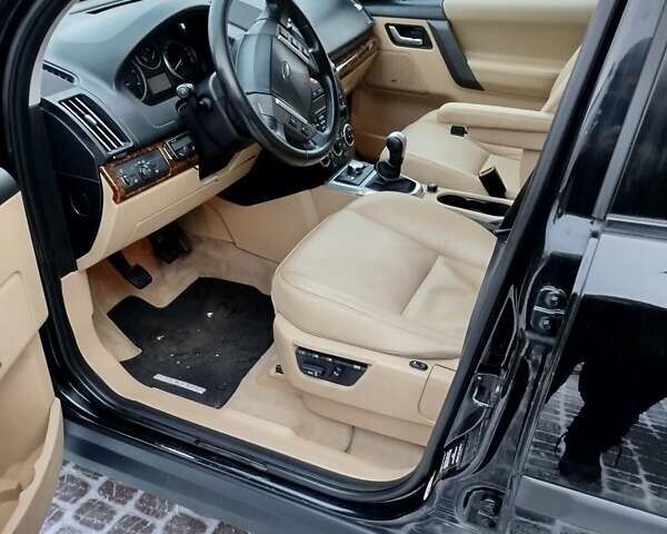 Черный Ленд Ровер Фрилендер, объемом двигателя 2.2 л и пробегом 261 тыс. км за 9700 $, фото 8 на Automoto.ua