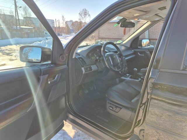Чорний Ленд Ровер Freelander, об'ємом двигуна 2.2 л та пробігом 305 тис. км за 7500 $, фото 19 на Automoto.ua