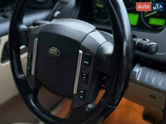 Чорний Ленд Ровер Freelander, об'ємом двигуна 2.2 л та пробігом 211 тис. км за 9999 $, фото 23 на Automoto.ua