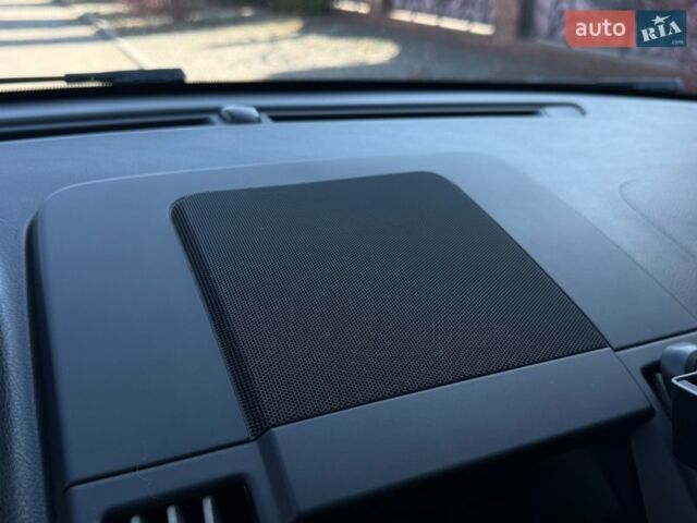 Черный Ленд Ровер Фрилендер, объемом двигателя 2.18 л и пробегом 228 тыс. км за 11750 $, фото 37 на Automoto.ua