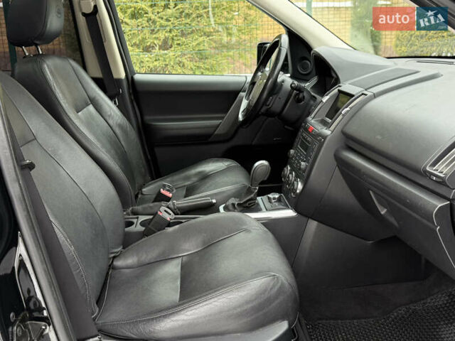 Черный Ленд Ровер Фрилендер, объемом двигателя 2.2 л и пробегом 228 тыс. км за 12350 $, фото 50 на Automoto.ua