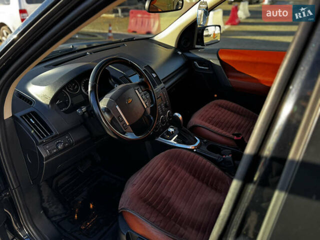 Черный Ленд Ровер Фрилендер, объемом двигателя 2.18 л и пробегом 280 тыс. км за 10500 $, фото 4 на Automoto.ua