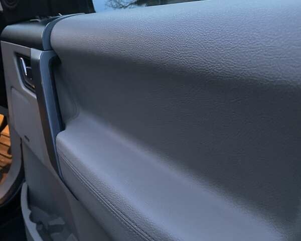 Черный Ленд Ровер Фрилендер, объемом двигателя 2.2 л и пробегом 871 тыс. км за 5000 $, фото 9 на Automoto.ua