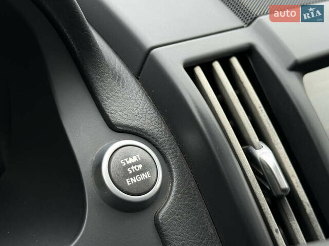 Черный Ленд Ровер Фрилендер, объемом двигателя 2.2 л и пробегом 228 тыс. км за 12350 $, фото 73 на Automoto.ua