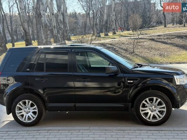 Черный Ленд Ровер Фрилендер, объемом двигателя 2.2 л и пробегом 325 тыс. км за 9600 $, фото 6 на Automoto.ua