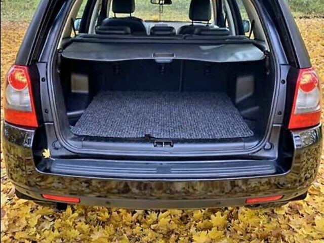 Чорний Ленд Ровер Freelander, об'ємом двигуна 2.18 л та пробігом 246 тис. км за 10500 $, фото 9 на Automoto.ua
