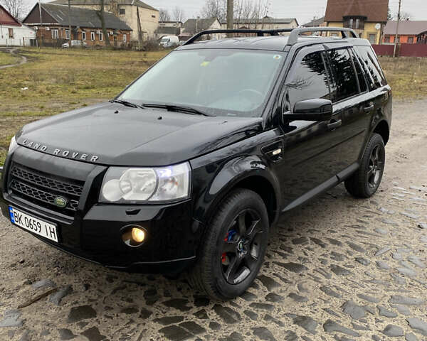 Черный Ленд Ровер Фрилендер, объемом двигателя 2.18 л и пробегом 293 тыс. км за 8987 $, фото 2 на Automoto.ua