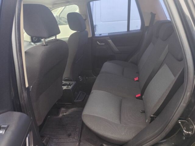 Черный Ленд Ровер Фрилендер, объемом двигателя 2.2 л и пробегом 290 тыс. км за 5500 $, фото 3 на Automoto.ua