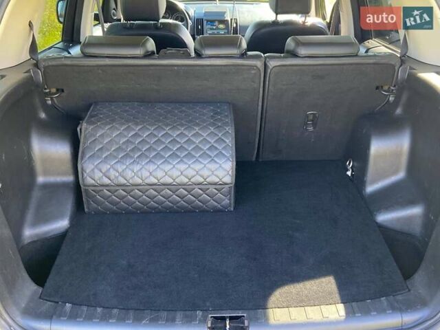Черный Ленд Ровер Фрилендер, объемом двигателя 2.18 л и пробегом 276 тыс. км за 13333 $, фото 17 на Automoto.ua