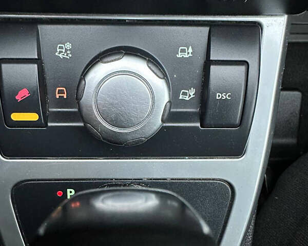 Черный Ленд Ровер Фрилендер, объемом двигателя 2.2 л и пробегом 252 тыс. км за 12000 $, фото 12 на Automoto.ua