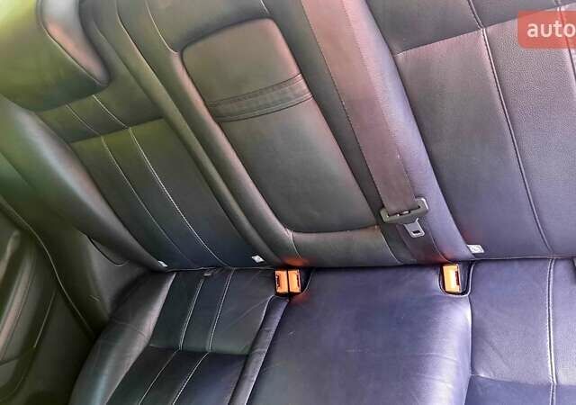 Чорний Ленд Ровер Freelander, об'ємом двигуна 2.18 л та пробігом 295 тис. км за 12850 $, фото 3 на Automoto.ua